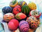Как красить яйца на Пасху